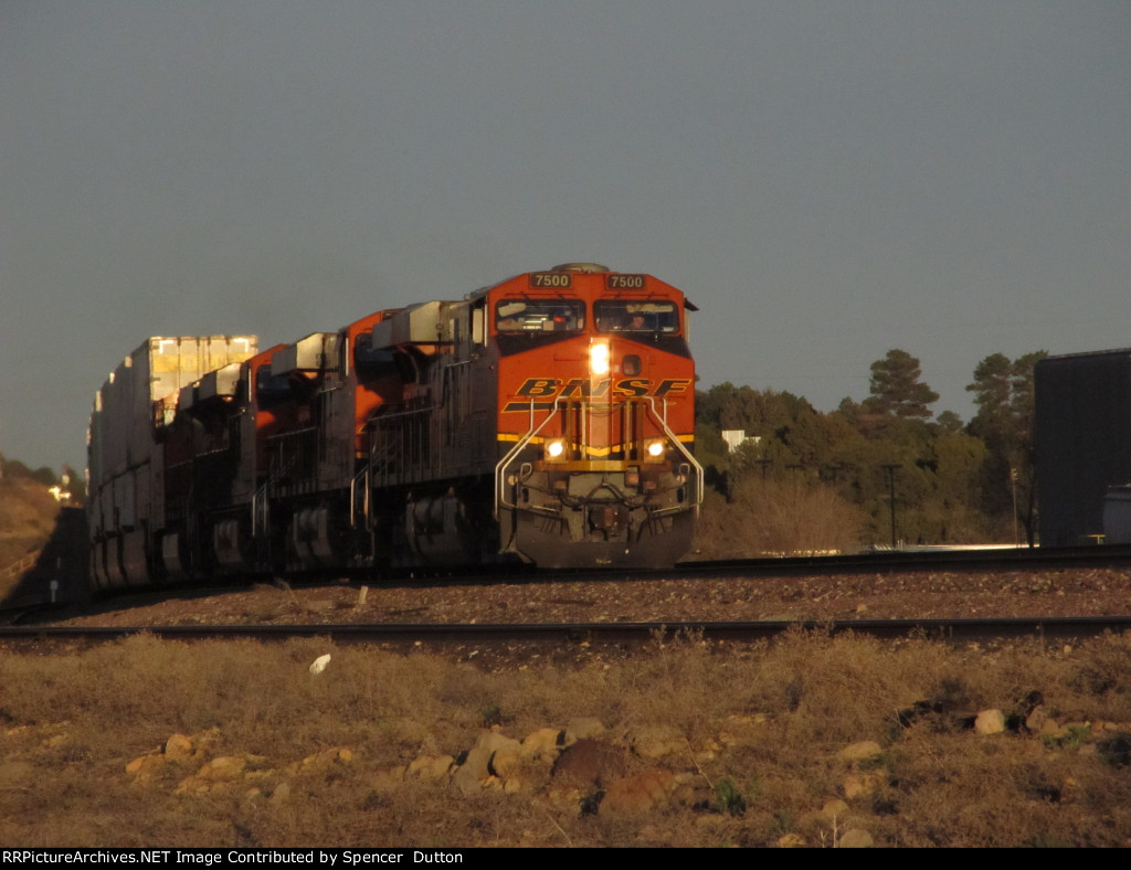 BNSF 7500